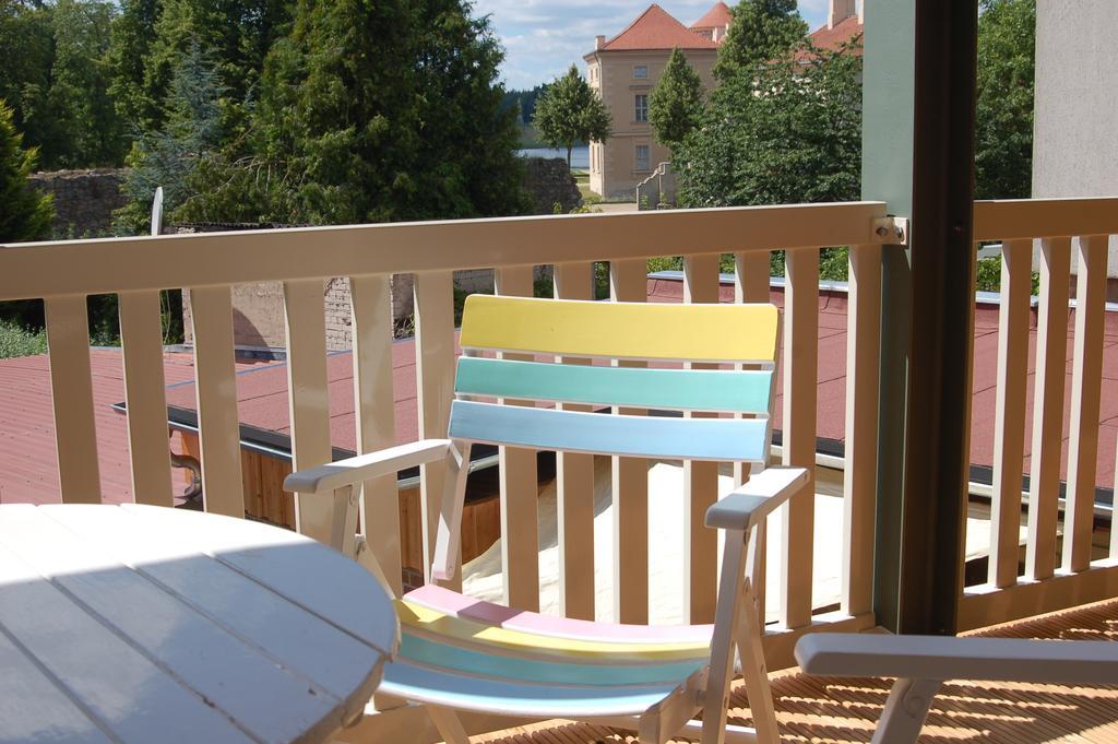 Schloss-Und Seeblick Apartment Rheinsberg Luaran gambar